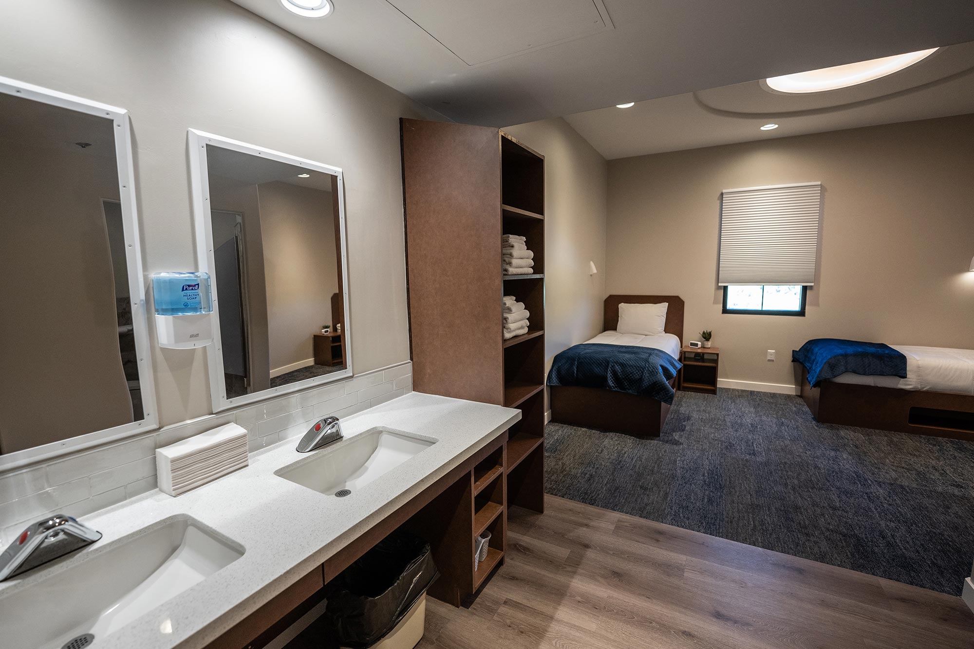 Spero Center at The Meadows - Bedroom/Bathroom